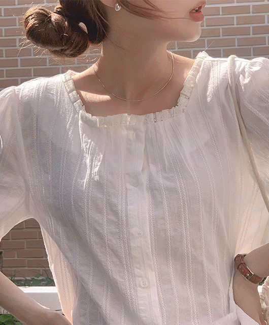 Natty lace blouse (2color)